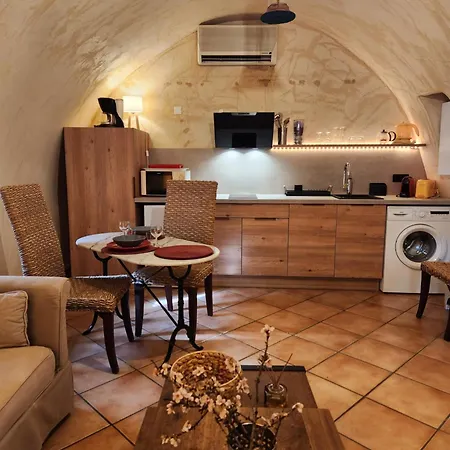 Apartament Arena Bianca *